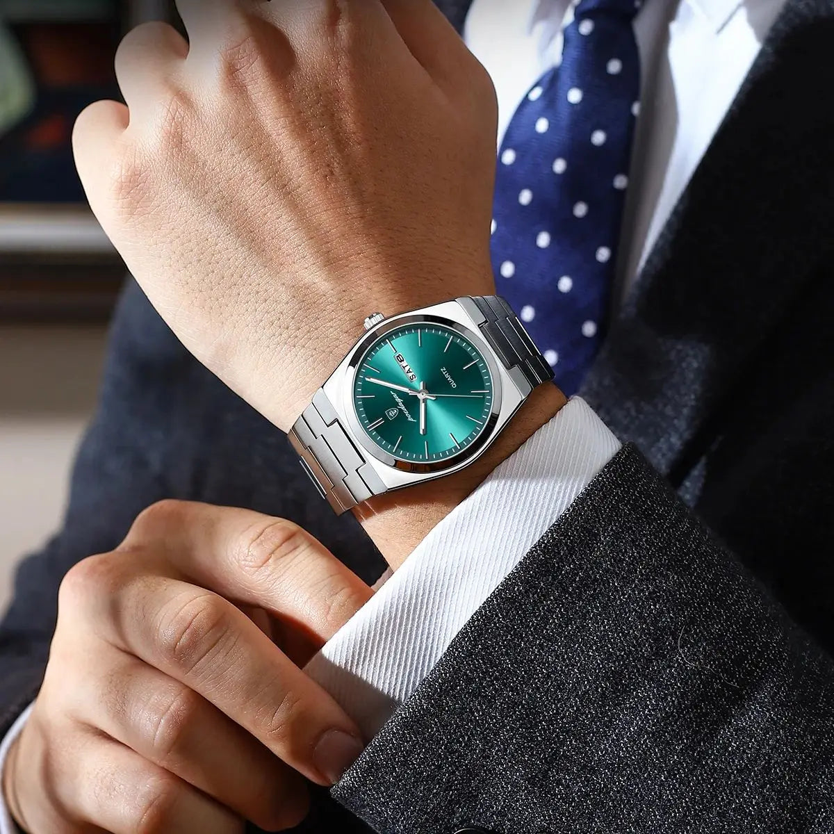 Calendario Semanal de Acero — Reloj de Cuarzo para Hombre | POEDAGAR 930-GN1