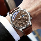 Clásico con Correa de Cuero — Reloj de Cuarzo para Hombre